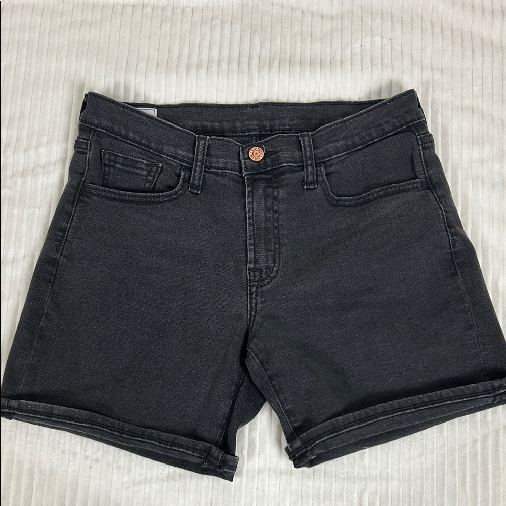 GAP faded black wash 5” mid rise denim jean shorts size 4